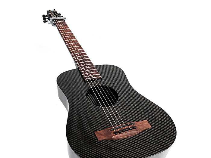Comparing Carbon Fiber vs Wood in Guitarmaking (Acoustic Analysis)