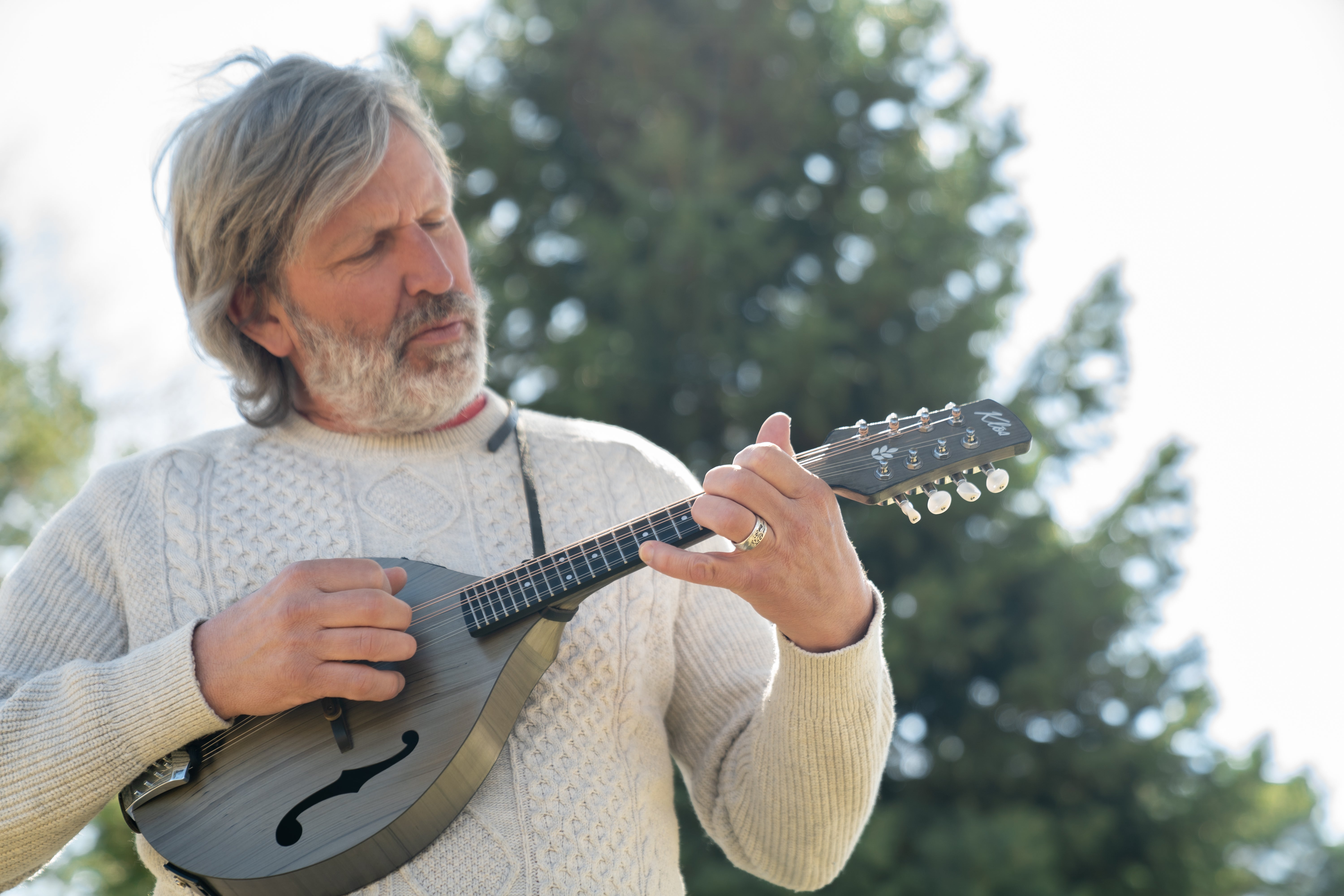 The 10 Easiest Songs to Learn on Mandolin